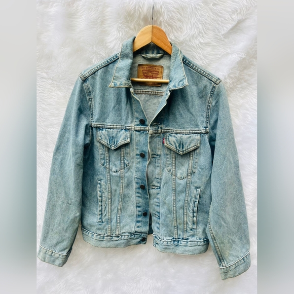 Levi's washed denim jacket - Picture 3 of 8